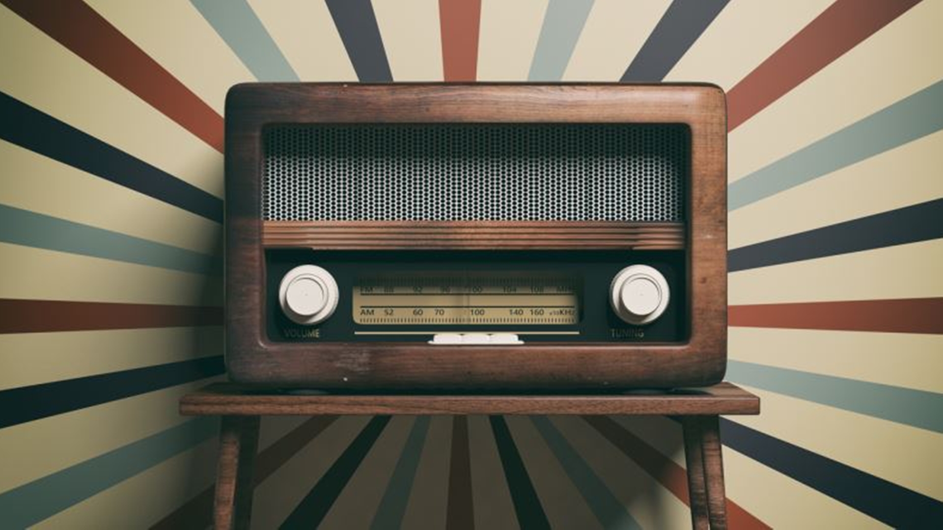 Radyo Dinlemek Neden Hala Pop...